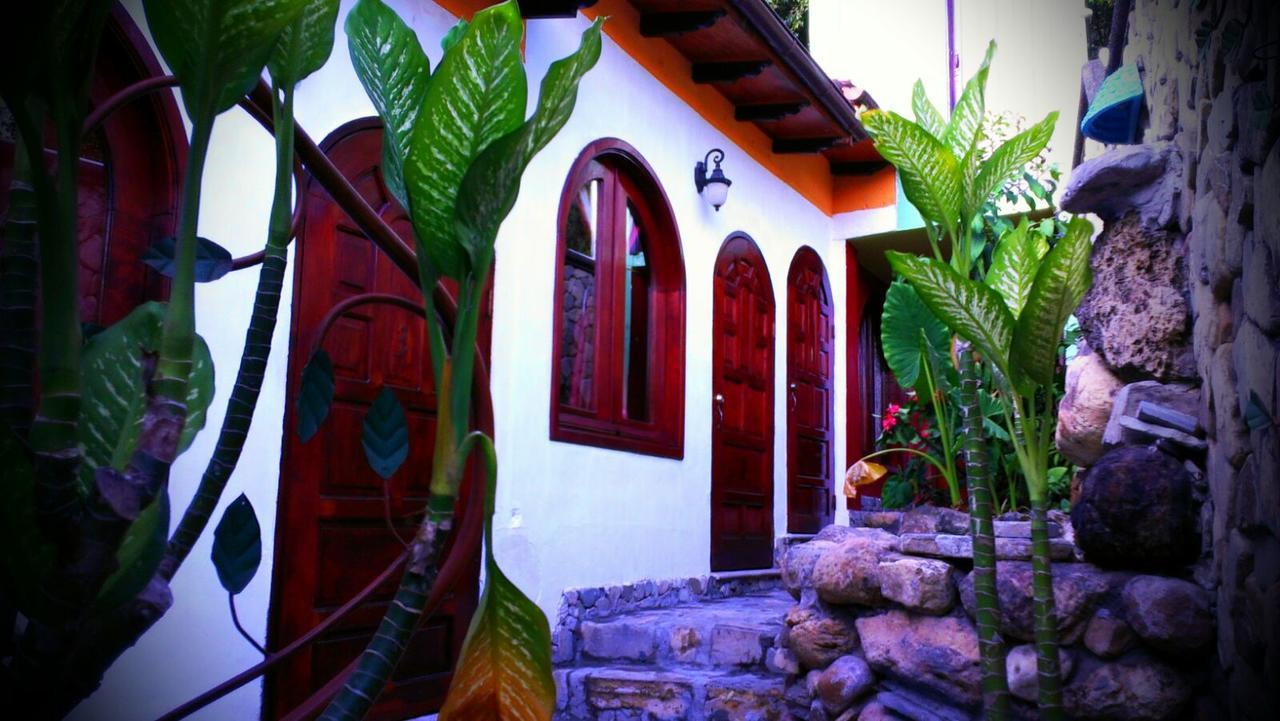 Hotel Cuna Maya B Y B Copan Exterior photo